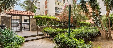 Enceinte de lâhĂ©bergement