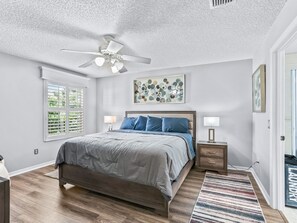 3 bedrooms, iron/ironing board, Internet, bed sheets