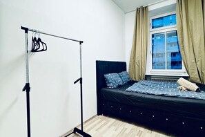 1 bedroom, bed sheets
