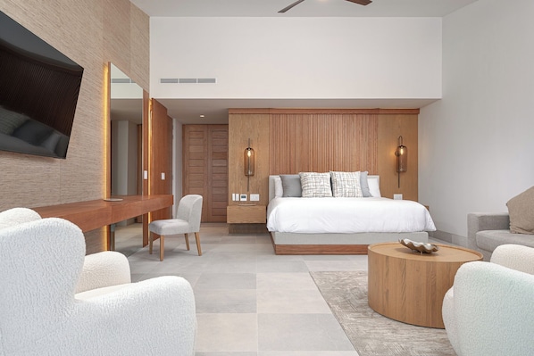 5 bedrooms, in-room safe, iron/ironing board, free WiFi