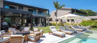 Golf-View Luxury Villa with Pool, Chef Service and Premier Golf in Punta Mita
