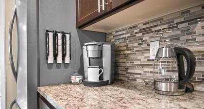 Cozy Fountain District Townhouse w/ Fireplace | Near Mt. Baker & Lake Whatcom