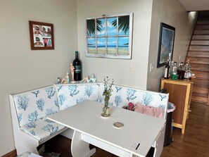 تناو�ل الطعام