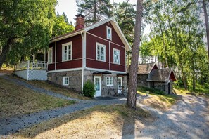 Unclassified image, 2 of 61, button - Villa Wolax (Kaarina)