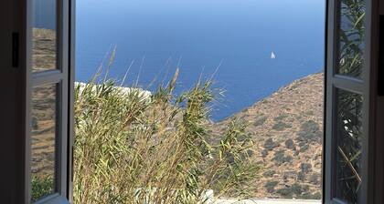 Sifnos Blue Horizon House - Endless Blue