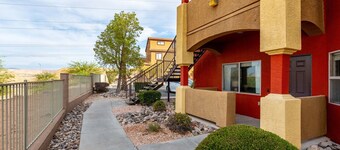 Golfers Paradise - Charming 2-bedroom condo with AC and fitness room in Mesquite