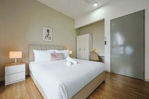 4 室のベッドルーム、アイロン / アイロン台、WiFi、ベッドシーツ