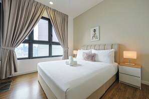 4 室のベッドルーム、アイロン / アイロン台、WiFi、ベッドシーツ