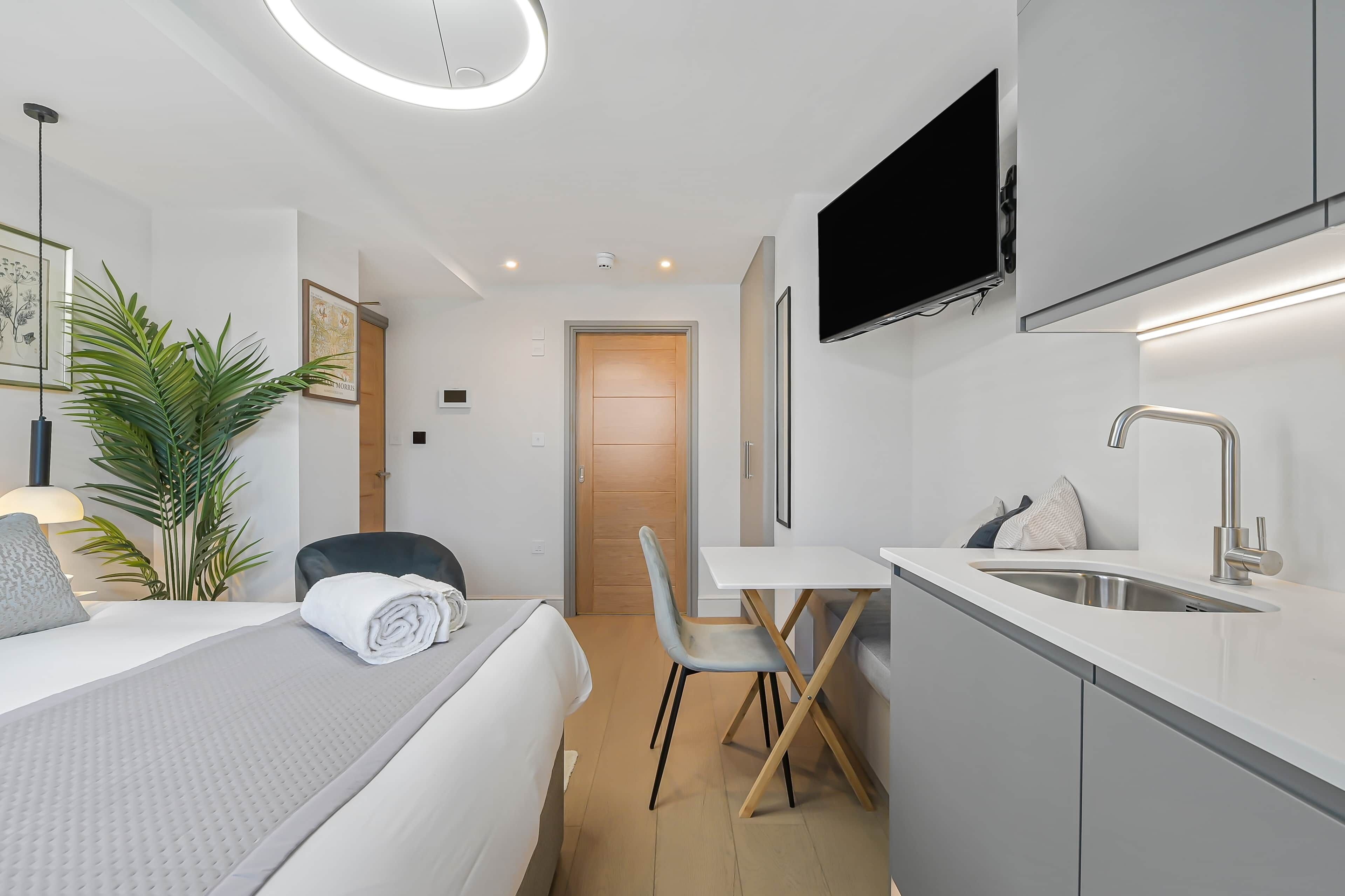 1 bedroom, iron/ironing board, WiFi, bed sheets
