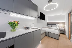 1 bedroom, iron/ironing board, free WiFi, bed sheets