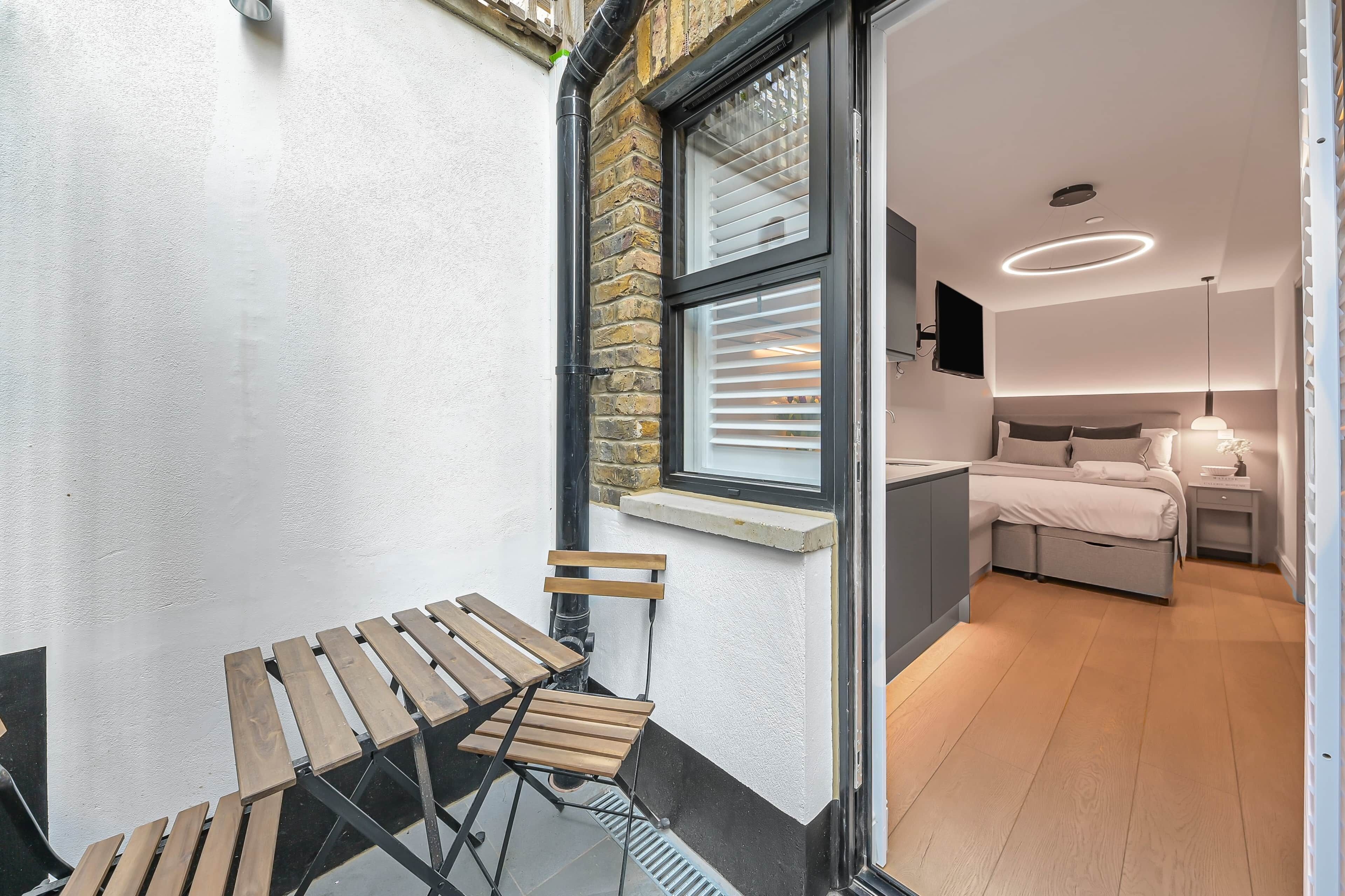 1 chambre, fer et planche à repasser, Wi-Fi gratuit, draps fournis