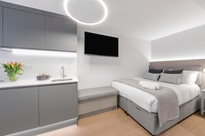 1 bedroom, iron/ironing board, free WiFi, bed sheets