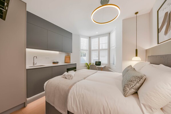 1 bedroom, iron/ironing board, free WiFi, bed sheets