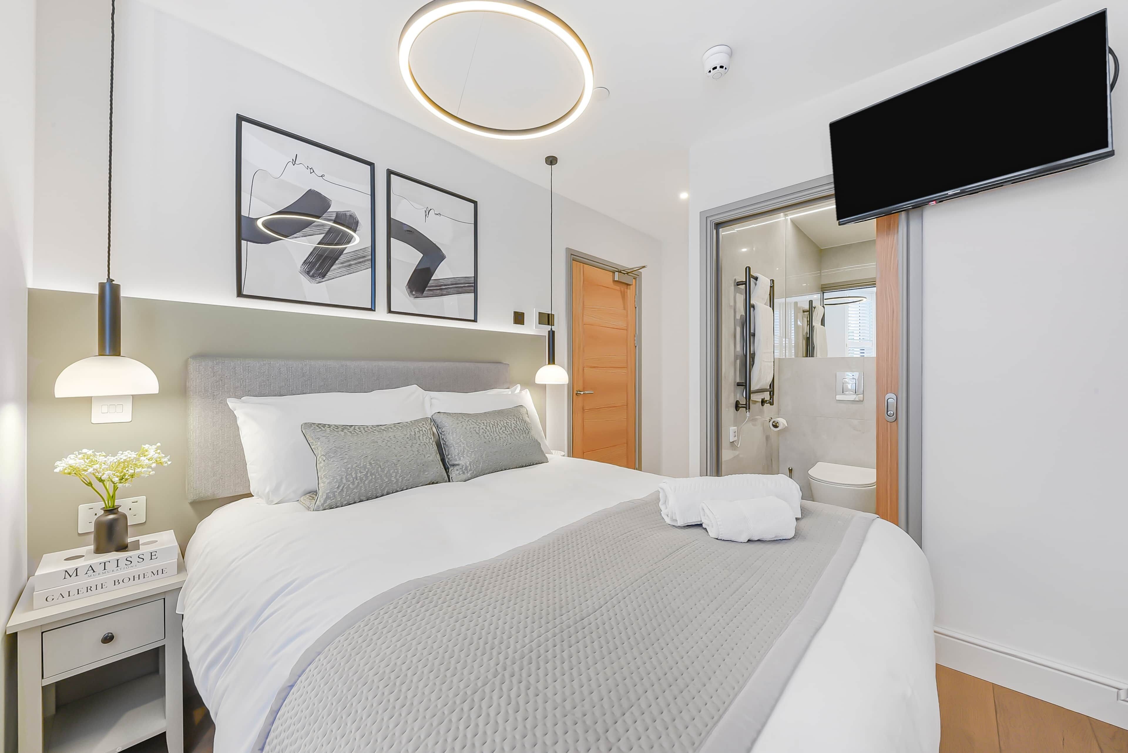 1 chambre, fer et planche à repasser, Wi-Fi gratuit, draps fournis