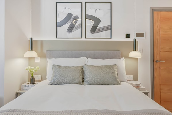 1 chambre, fer et planche Ă repasser, Wi-Fi gratuit, draps fournis