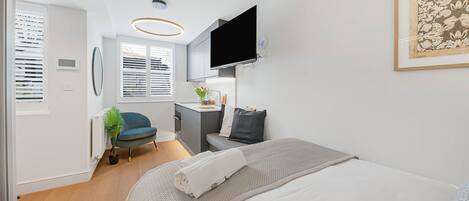 1 bedroom, iron/ironing board, free WiFi, bed sheets