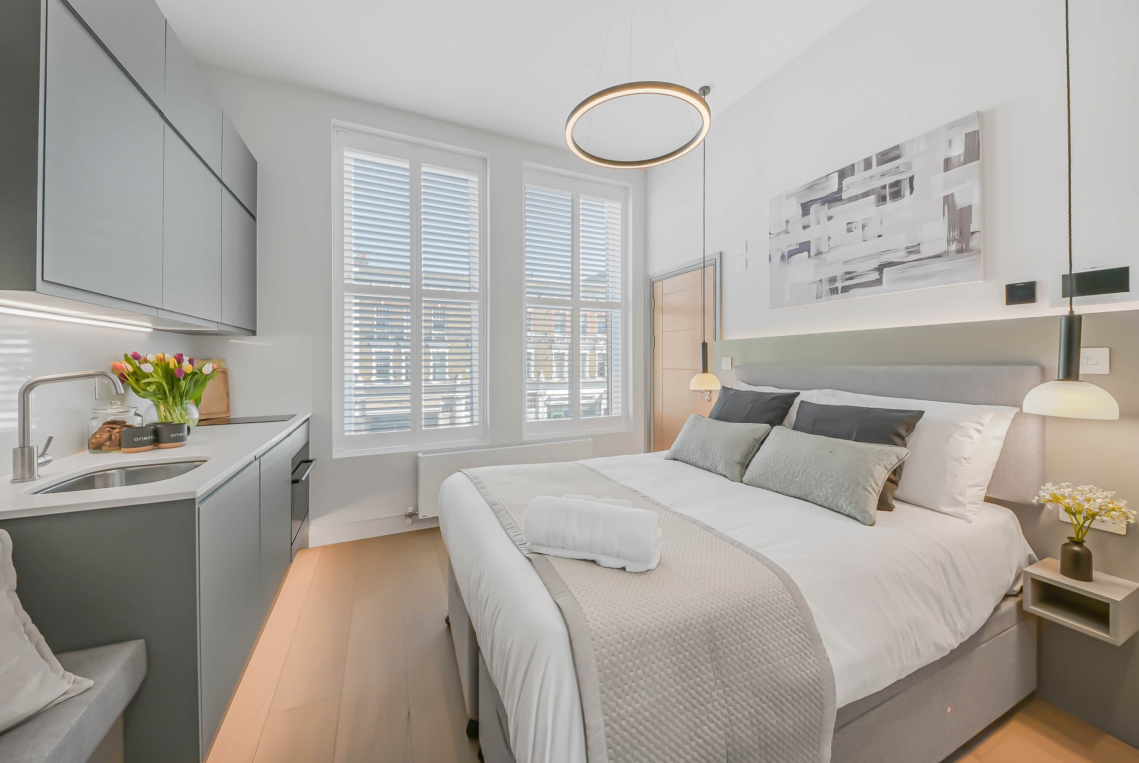 1 slaapkamer, een strijkplank/strijkijzer, gratis wifi, beddengoed