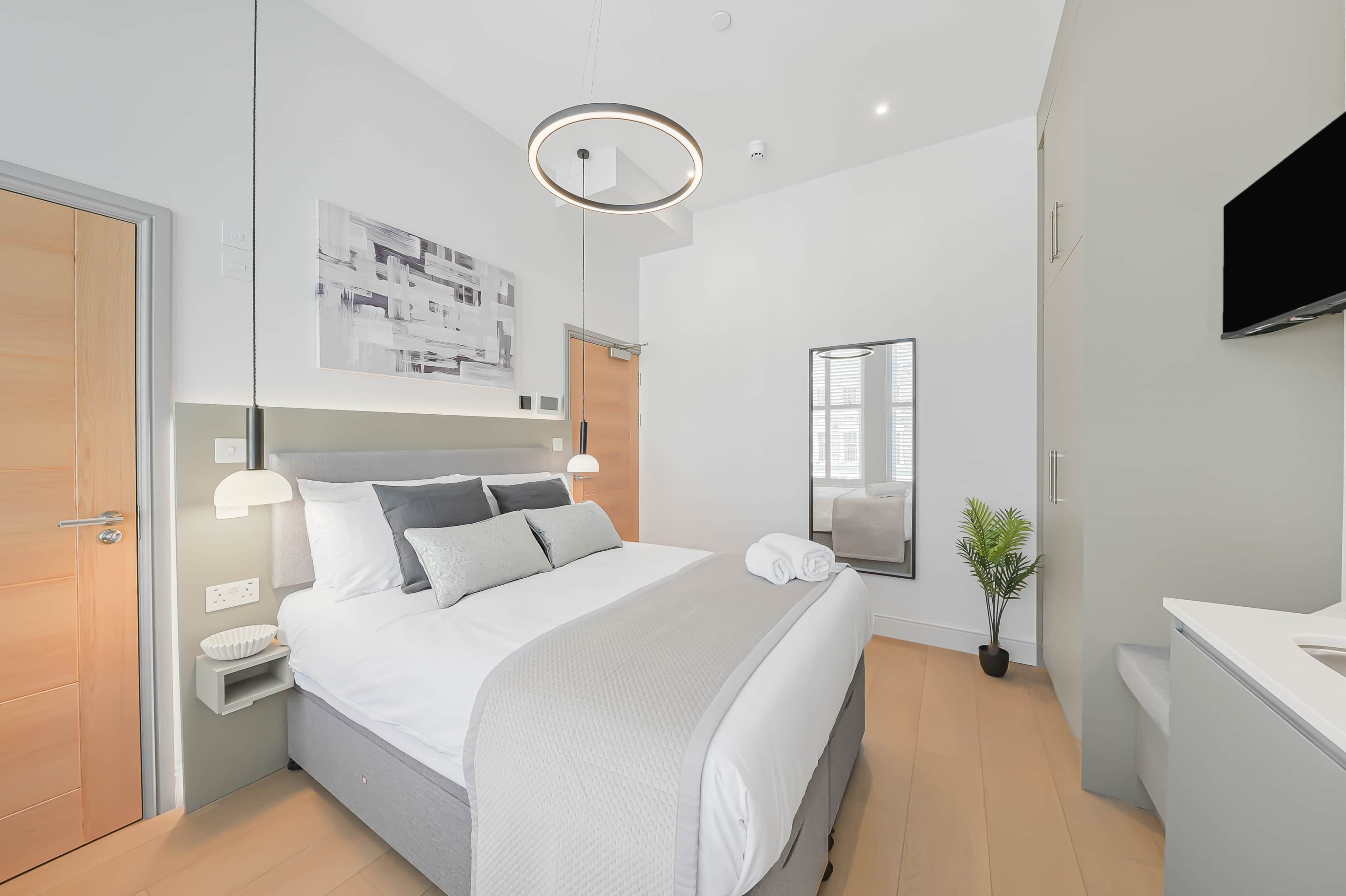 1 chambre, fer et planche à repasser, accès au Wi-Fi (inclus)