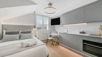 1 bedroom, iron/ironing board, free WiFi, bed sheets