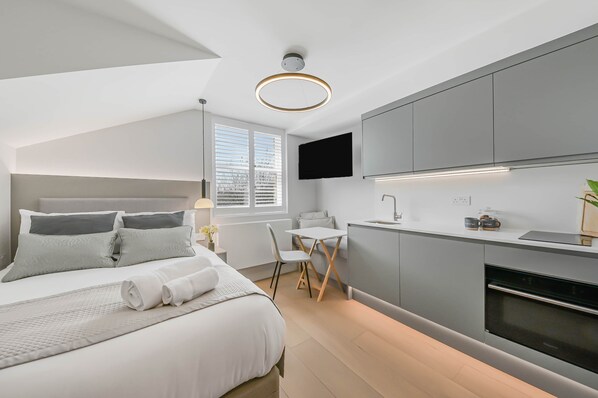 1 bedroom, iron/ironing board, free WiFi, bed sheets