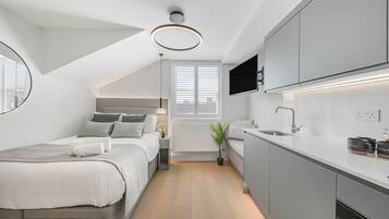 1 bedroom, iron/ironing board, free WiFi, bed sheets