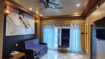 Phòng đôi Cao cấp, quang cảnh núi | Đồ chơi, màn hình máy tính, máy in