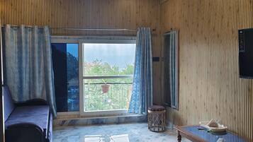 Toys, computer monitors, printers