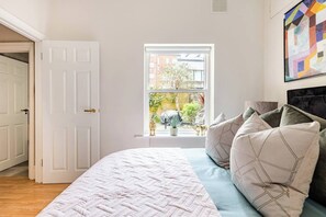 1 chambre, fer et planche Ă repasser, Wi-Fi, draps fournis