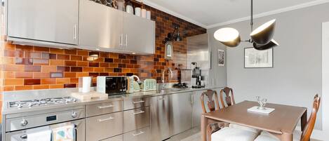 Fridge, microwave, oven, dishwasher