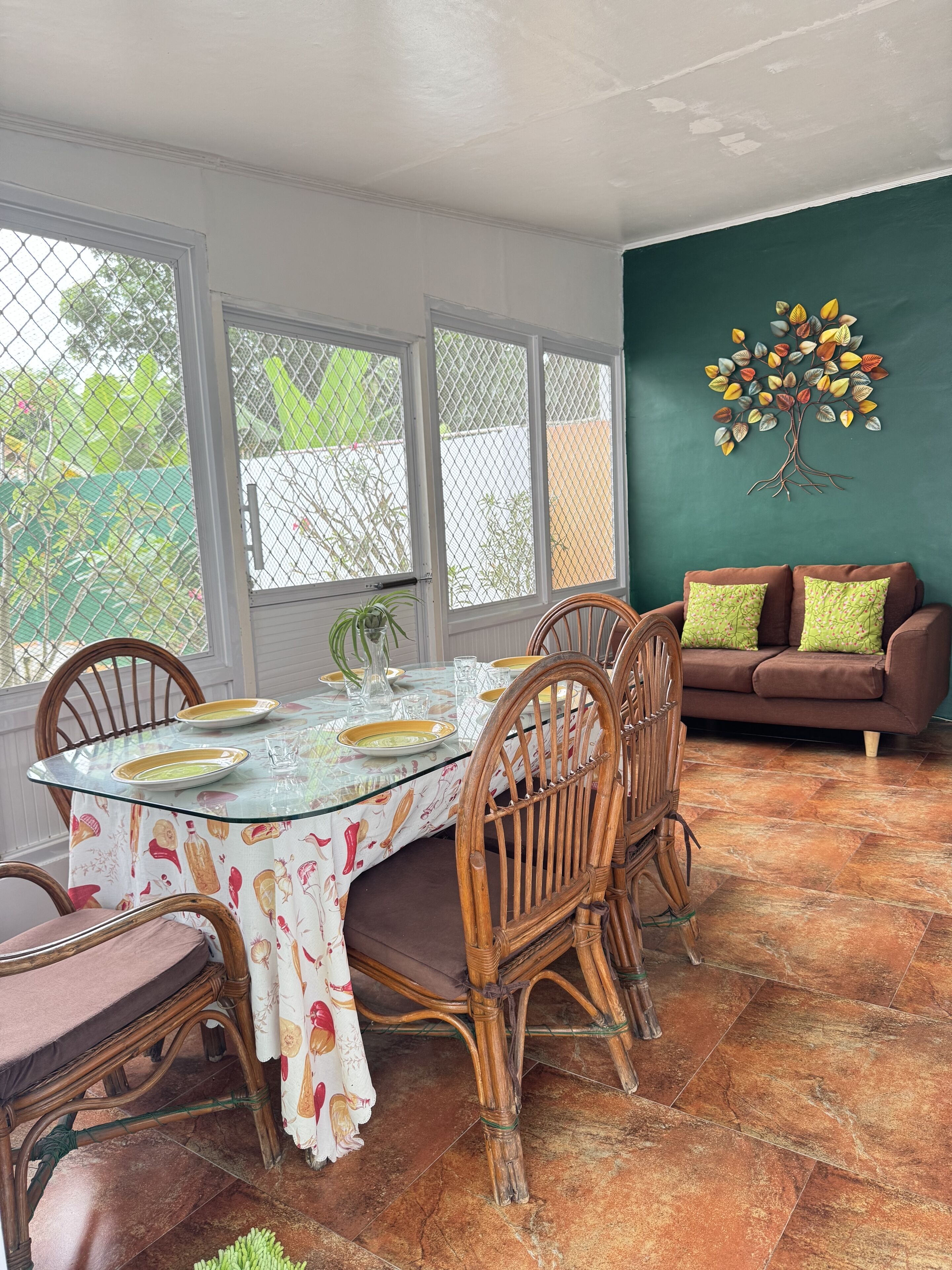 Cottage Confort, plusieurs lits, accès piscine, vue jardin | Restauration dans la chambre