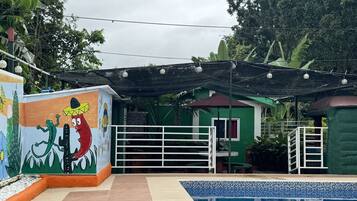 Alberca al aire libre