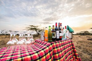 Tempat makan outdoor