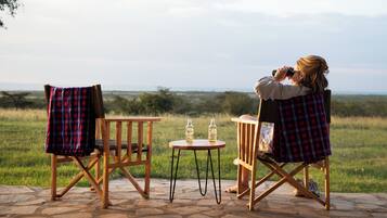 Deluxe House, Garden View | Terrace/patio