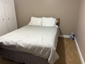 3 bedrooms, WiFi, bed sheets