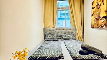 1 間睡房、床單