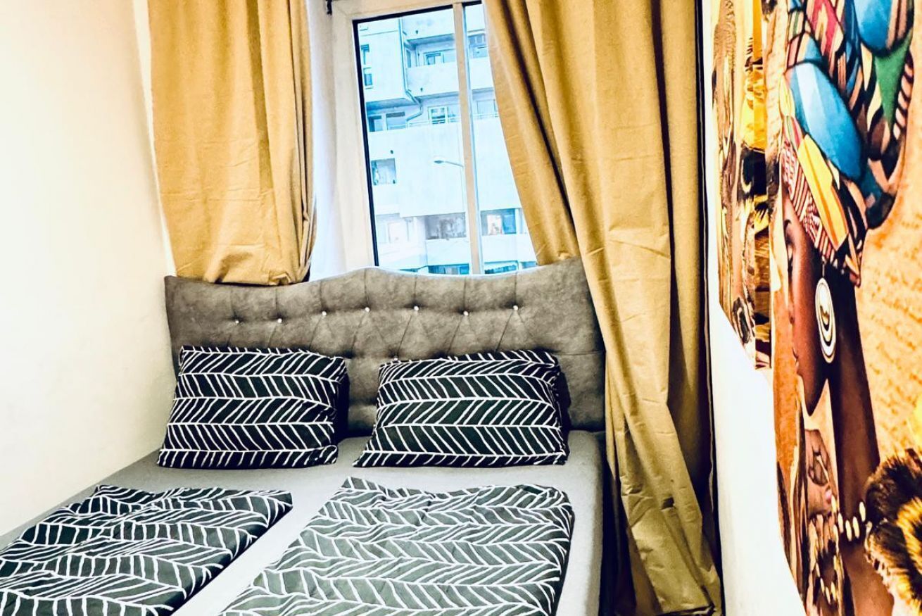 1 habitación y ropa de cama 