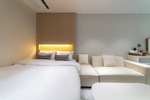 Family Triple Room | Desk, blackout drapes, free WiFi - The Central Hongdae (Seoul)