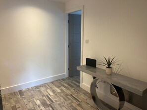 Interior - Ashbourne Retreat in Manchester (Manchester)