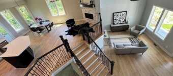 NEW Luxury 4 bed, 3 bath, 3 car garage home in Lenexa