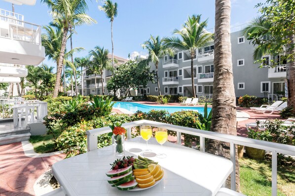 Classic Studio, Balcony, Pool View | Terrace/patio