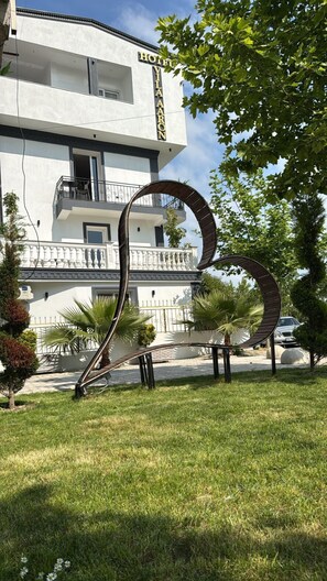 View from property - Hotel Vila Aaron (Manëz)