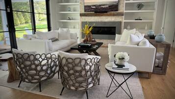 Smart-TV, peis, fotballspill og printere