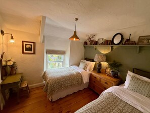 3 bedrooms, iron/ironing board, travel crib, free WiFi