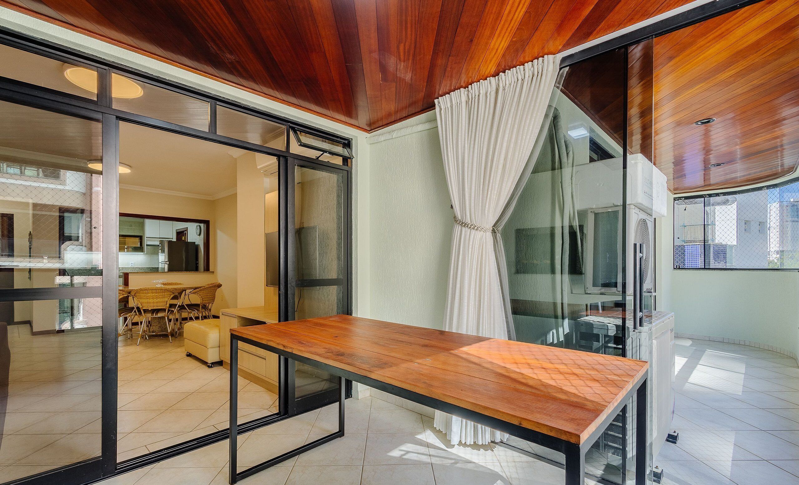 基本公寓 | 內部