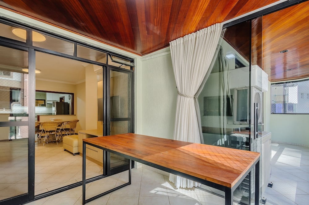 Apt w Balcony nd Barbecue in Seaside Condom Uar301