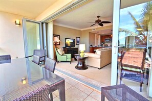 Condo (6 Bedrooms) | Living room