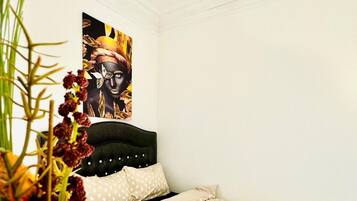 1 habitación y ropa de cama