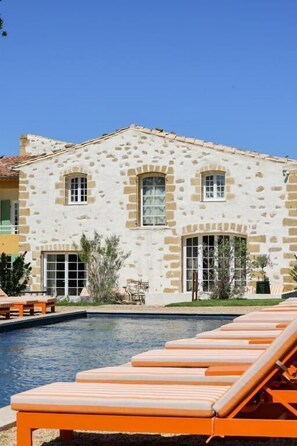 Piscina a l'aire lliure