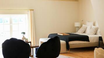 Chambre Deluxe, vue piscine | Fer et planche à repasser, Wi-Fi gratuit