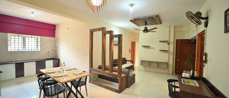 บริเวณนั่งเล่น